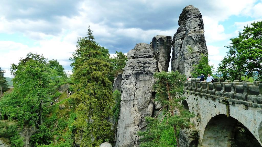 Mb Hotel Weisser Hirsch Hohnstein Kültér fotó